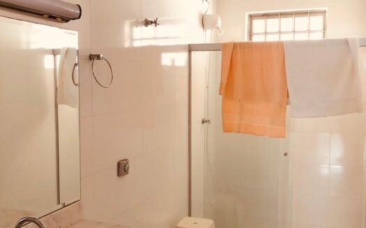 Casa – (próxima Unifeg/Dona Floriana) – Venda